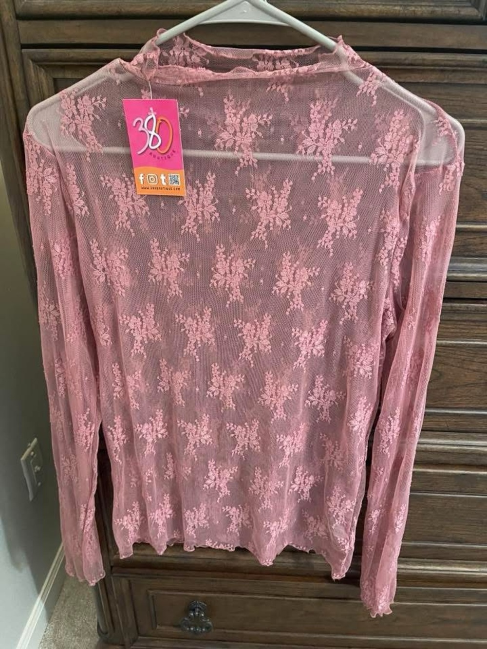 NWT Zenana Outfitters Pink Floral Lace Long Sleeve Top/ Layering Top
